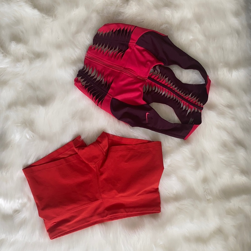 Nike workout set shorts sports bra